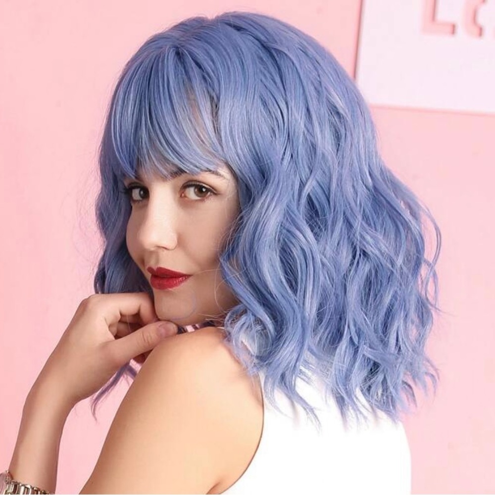 Never Worn Purple Short Wig With Bangs